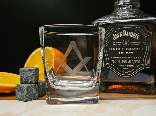 Masonic Whiskey Glass – Square & Compass Design